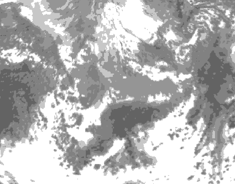 GDPS total cloud 132 hour forecast chart for Canada based on 2026/04/12 1200Z data