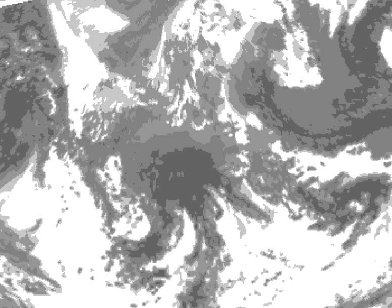 GDPS total cloud 132 hour forecast chart for Canada based on 2026/04/18 1200Z data