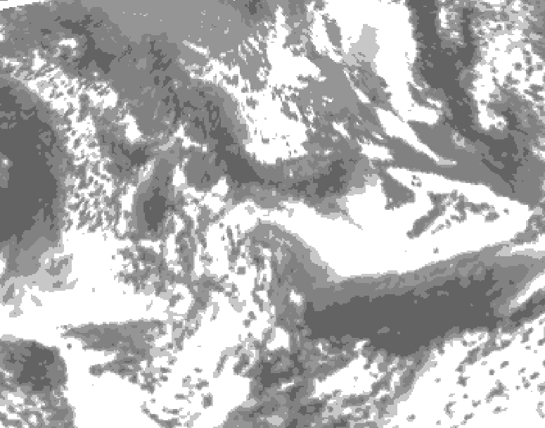GDPS total cloud 132 hour forecast chart for Canada based on 2026/05/18 1200Z data