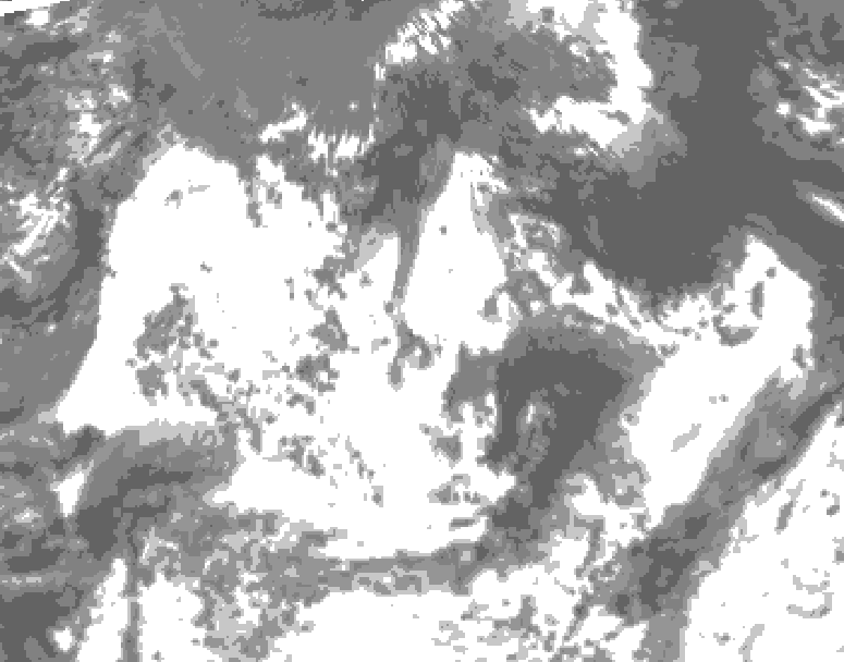GDPS total cloud 132 hour forecast chart for Canada based on 2026/07/15 1200Z data